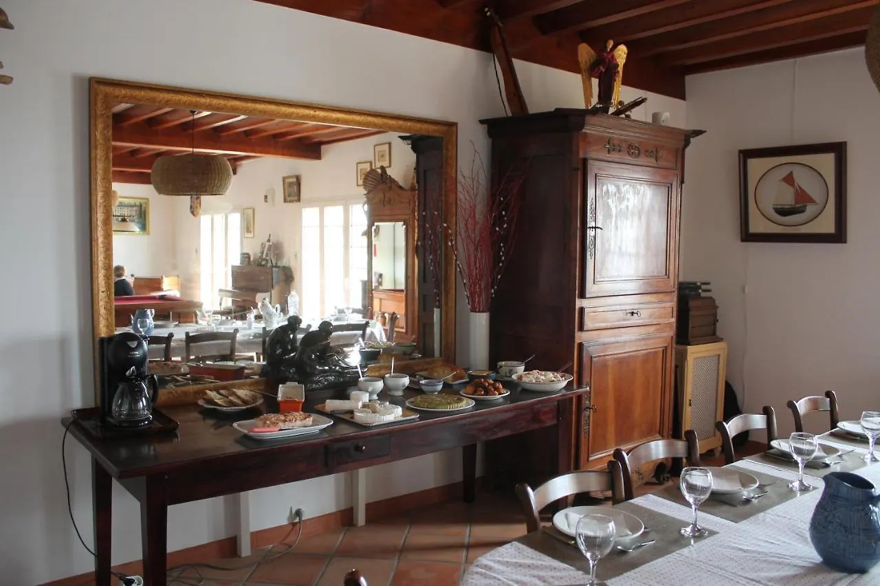 Pivoine Et Cerise Holding Five Bed & Breakfast Saint-Romain-de-Popey