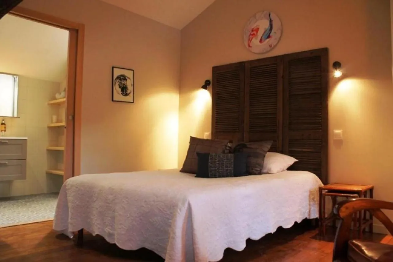 Pivoine Et Cerise Holding Five Bed & Breakfast Saint-Romain-de-Popey